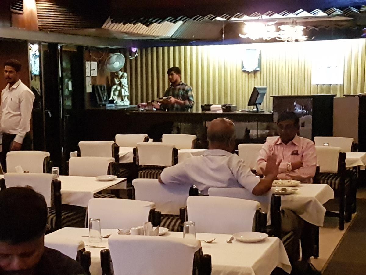 Hotel Siddhartha Hyderabad Eksteriør billede